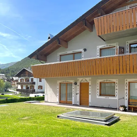 Fiore Dell'alpe Apartment *