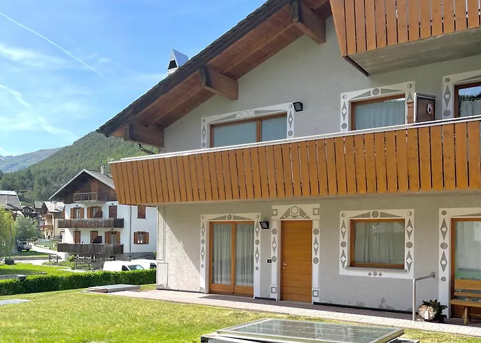 Fiore Dell'alpe Apartment *